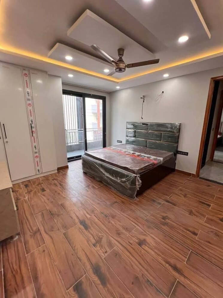  Parking, paryavaran complex 2 Bedroom 900 Sq.Ft. Builder Floor In Paryavaran Complex Delhi 9098898