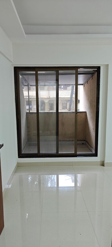  1 BHK Apartment at Haware Amara, Vikhroli East – for Rent