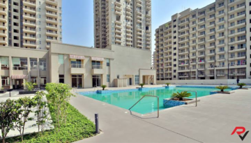 Swimming Pool in 3 BHK Apartment at Indiabulls Centrum Park, Sector 103 – for Sale