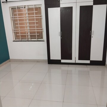 Room in 3 BHK Apartment at Hoshangabad Road – for Rent