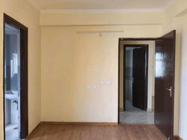 Room, amrapali-leisure-valley 3 Bedroom 1145 Sq.Ft. Apartment In Tech Zone 4 Greater Noida Greater Noida 9098870