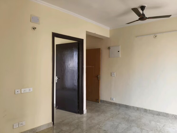 Room, amrapali-leisure-valley 3 Bedroom 1145 Sq.Ft. Apartment In Tech Zone 4 Greater Noida Greater Noida 9098870