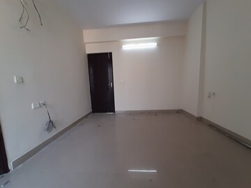  Shop For Rent in Radha Kishan Tower, Vaishali Sector 4