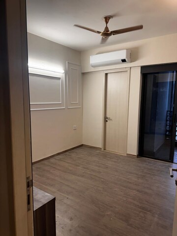 Room in 3 BHK Apartment at Birla Navya, Sector 63a – for Rent