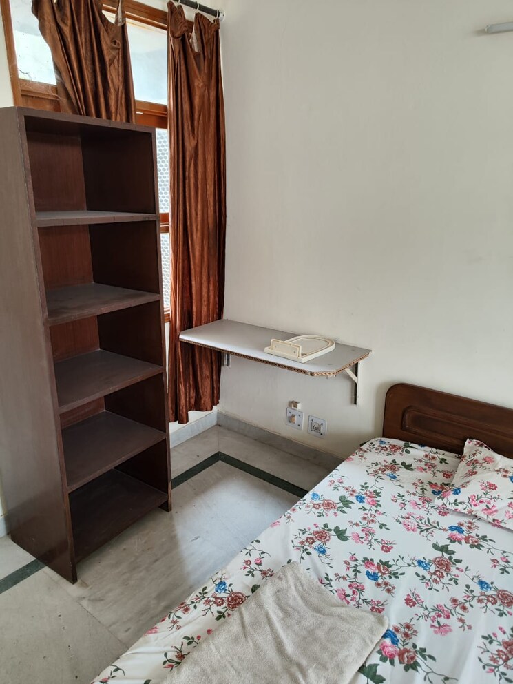 undefined, shiv-shakti-apartments-gurgaon 3 Bedroom 1350 Sq.Ft. Apartment In Sector 54 Gurgaon 9098926