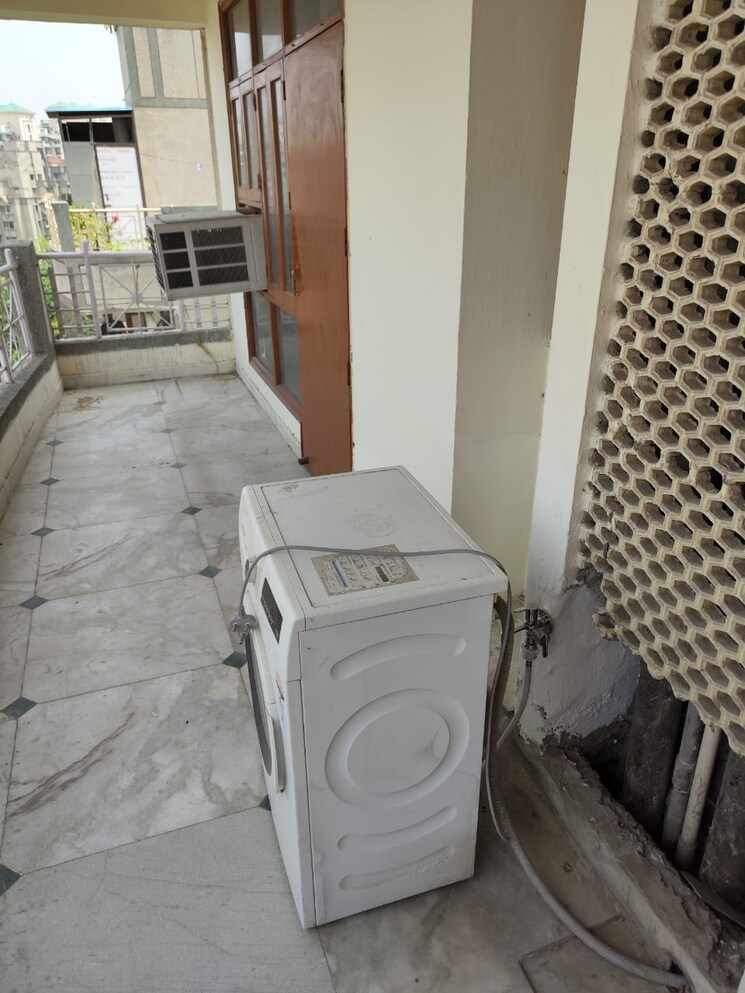 Team Area, shiv-shakti-apartments-gurgaon 3 Bedroom 1350 Sq.Ft. Apartment In Sector 54 Gurgaon 9098926