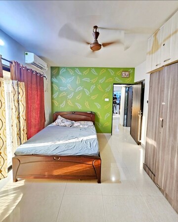 Bedroom in 2 BHK Apartment at Monarch CHS, Andheri East – for Rent