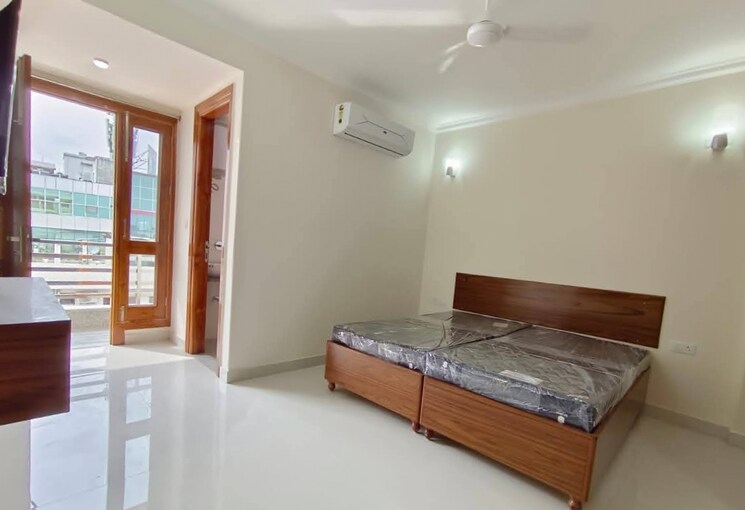 Bedroom, paryavaran complex 1 RK 400 Sq.Ft. Apartment In Paryavaran Complex Delhi 9098968