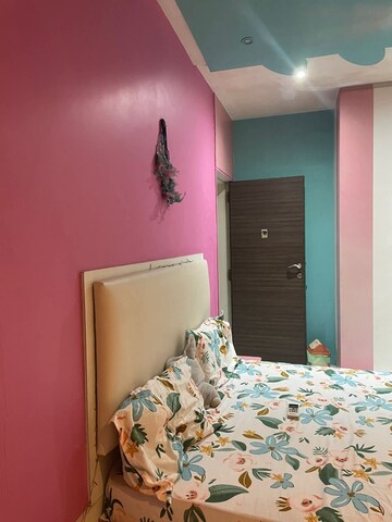 Bedroom in 2 BHK Apartment at Andheri West – for Rent