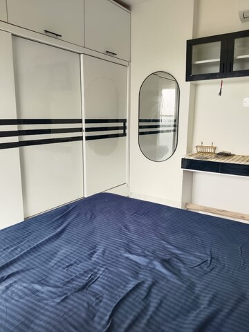 Bedroom in 2 BHK Apartment at RNA NG Eclat, Andheri West – for Rent