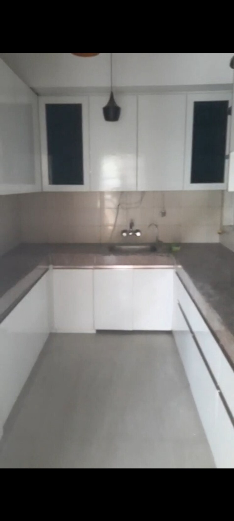 Kitchen, sikka-karnam-greens 2.5 Bedroom 1243 Sq.Ft. Apartment In Sector 143b Noida 9098992