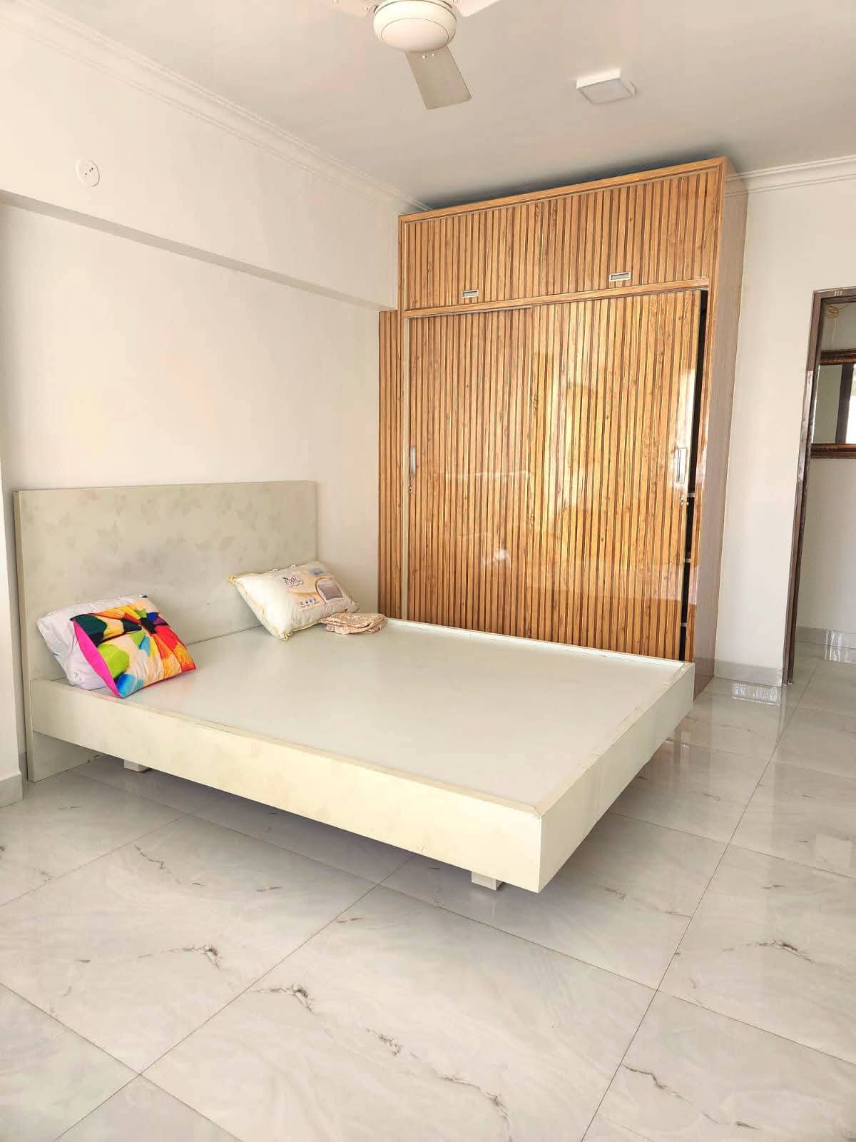 2 BHK Apartment For Rent in Andheri West