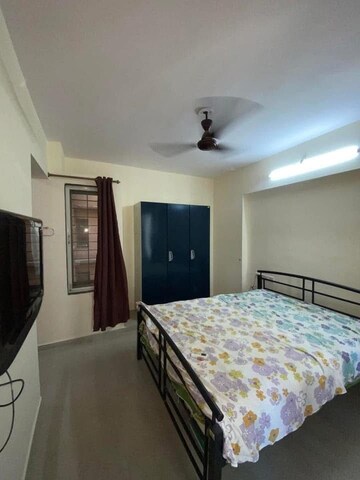 Bedroom in 2 BHK Apartment at Mahavir Kalpavruksha, Ghodbunder Road – for Rent