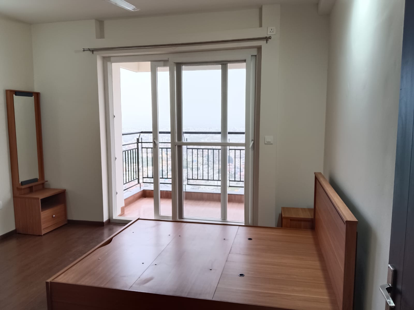 3 BHK Apartment For Rent in Pashmina Waterfront
