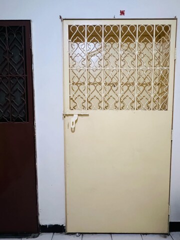 Room in 2 BHK Apartment at Tanishq Apartment, Kharadi – for Rent