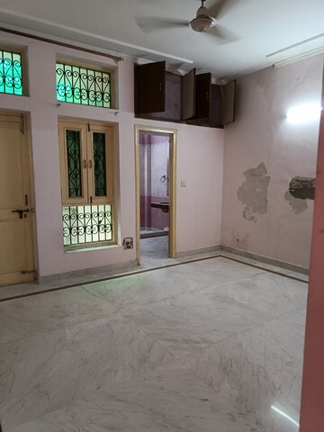 Room in 3 BHK Independent House at Sector 36 – for Rent