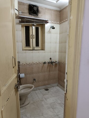 Bathroom in 3 BHK Independent House at Sector 36 – for Rent