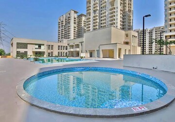 Swimming Pool in 2.5 BHK Apartment at Indiabulls Centrum Park, Sector 103 – for Sale