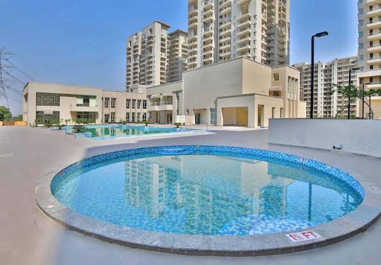 Swimming Pool, indiabulls-centrum-park 2.5 Bedroom 1481 Sq.Ft. Apartment In Sector 103 Gurgaon 9099059
