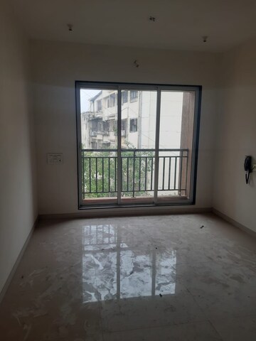 Room in 1 RK Apartment at Joshi Amar Vaishali CHS, Naupada – for Rent