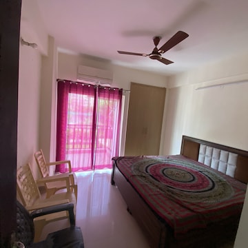 Bedroom in 2 BHK Apartment at Aims Golf Avenue I, Sector 75 – for Rent