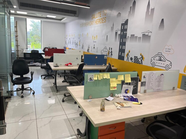 Team Area, jmd-megapolis Commercial Office Space 1880 Sq.Ft. In Sector 48 Gurgaon 9099137