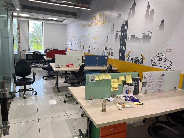 Team Area, jmd-megapolis Commercial Office Space 1880 Sq.Ft. In Sector 48 Gurgaon 9099137