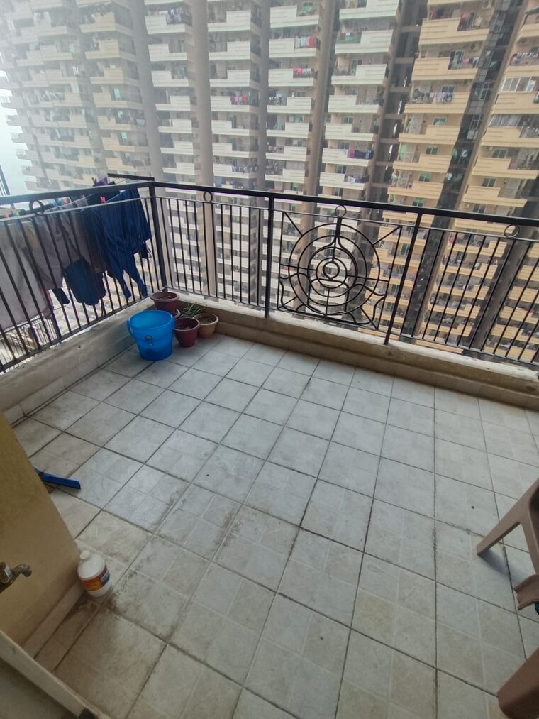 Balcony, gaurs-siddhartham 2 Bedroom 945 Sq.Ft. Apartment In Siddharth Vihar Ghaziabad 9099148