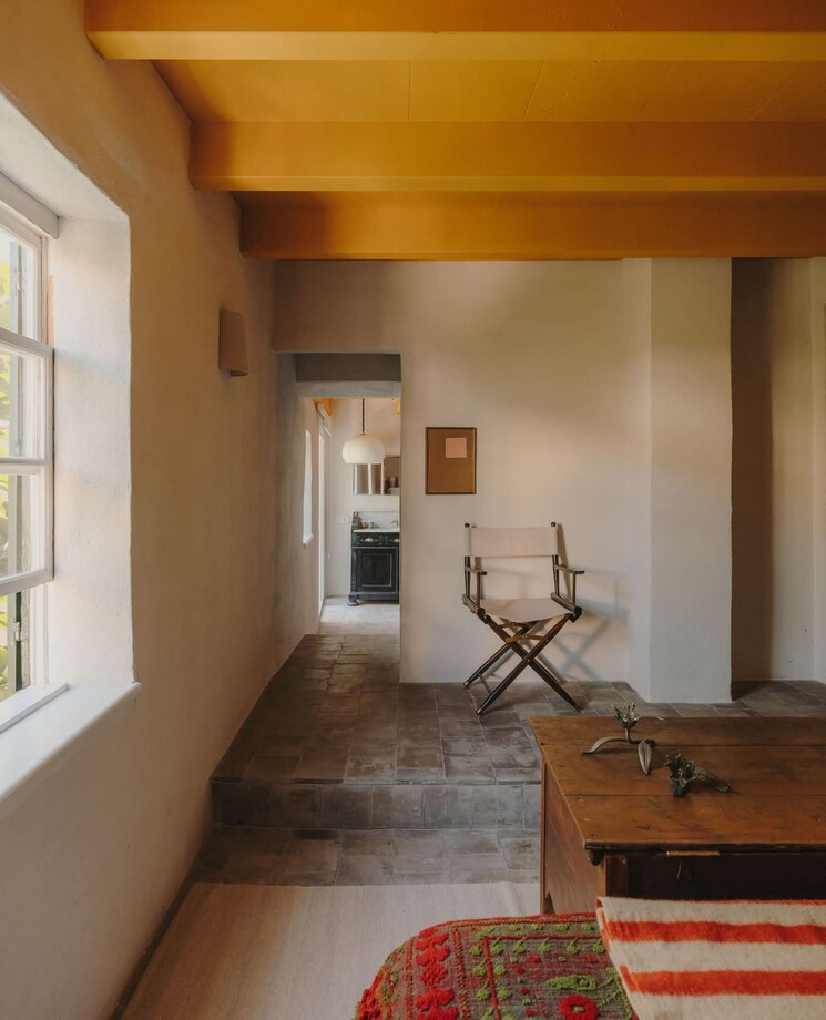 Living Room, andheri west 2 Bedroom 720 Sq.Ft. Apartment In Andheri West Mumbai 9099182