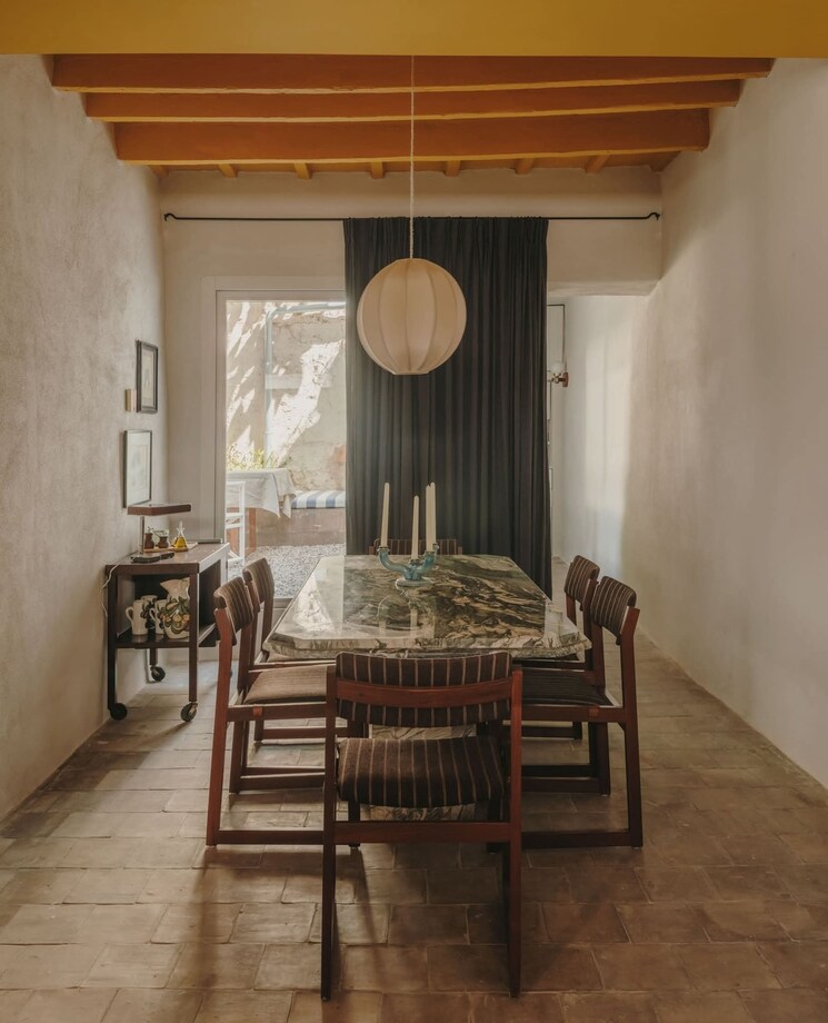 Living Room, andheri west 2 Bedroom 720 Sq.Ft. Apartment In Andheri West Mumbai 9099182