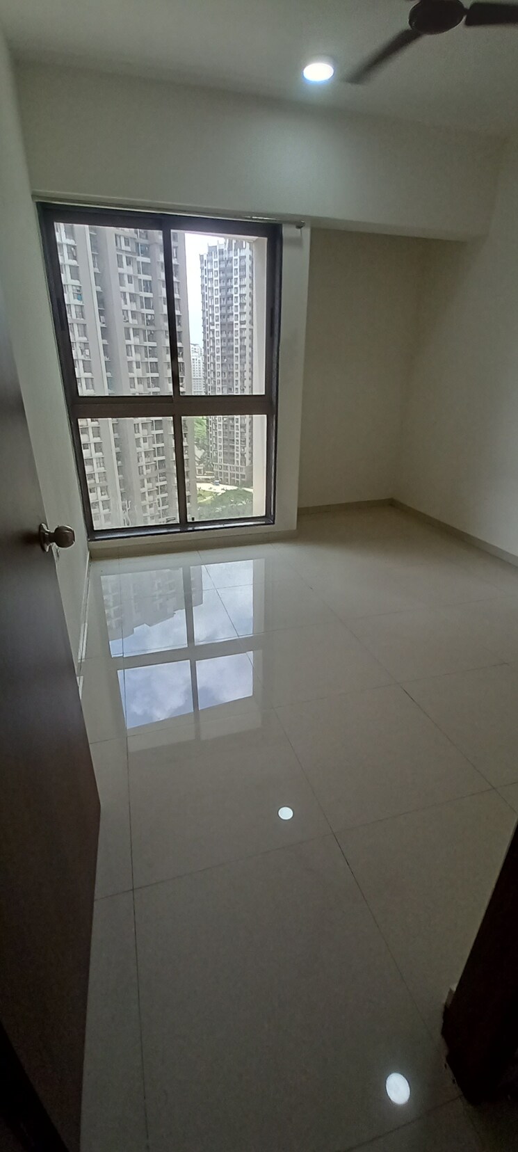 Room, runwal-eirene 2 Bedroom 568 Sq.Ft. Apartment In Balkum Pada Thane 9099252