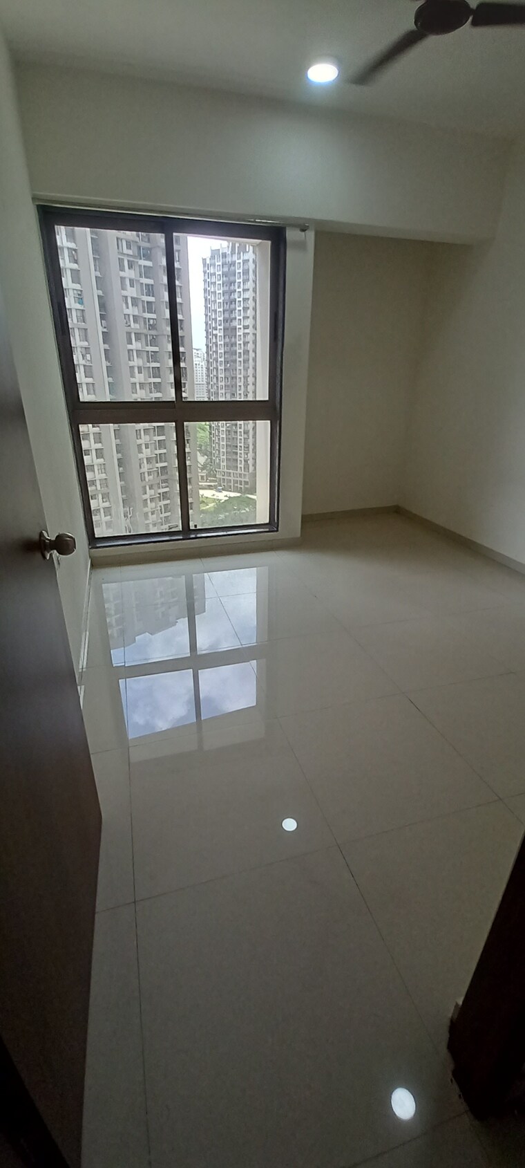 Room, runwal-eirene 2 Bedroom 568 Sq.Ft. Apartment In Balkum Pada Thane 9099252