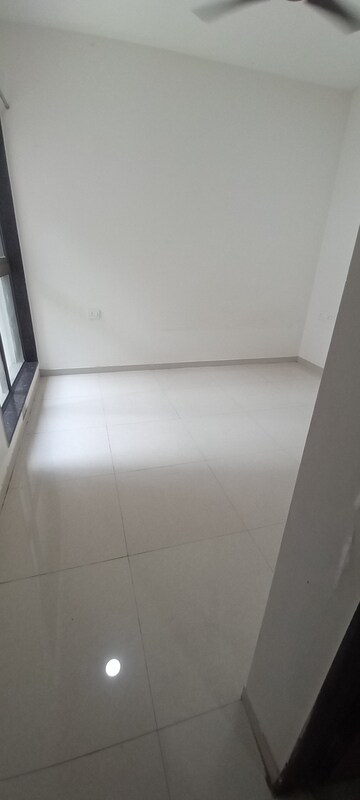 Room in 2 BHK Apartment at Runwal Eirene, Balkum Pada – for Sale