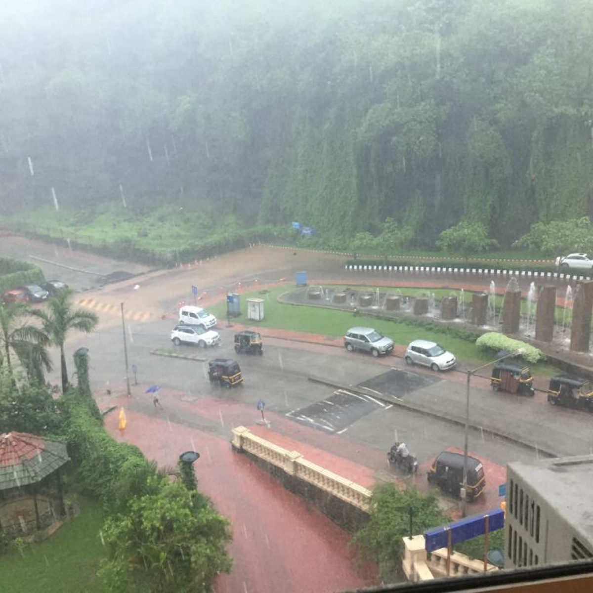 3 BHK Apartment For Rent in Hiranandani Gardens Octavius