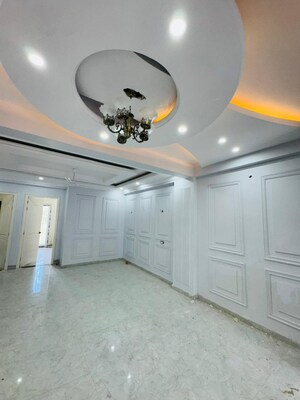 Room in 3 BHK Builder Floor at Canal Road – for Sale