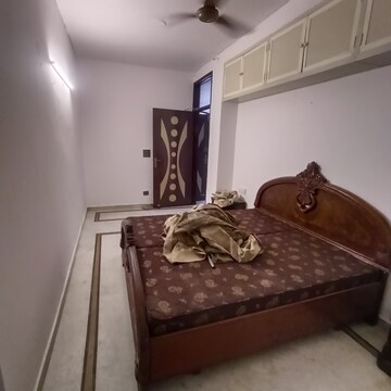 Bedroom in 2.5 BHK Builder Floor at Chittaranjan Park – for Rent