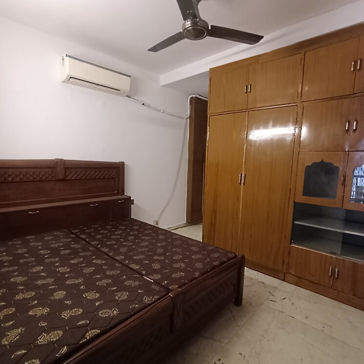 Kitchen, chittaranjan park 2.5 Bedroom 1200 Sq.Ft. Builder Floor In Chittaranjan Park Delhi 9099279