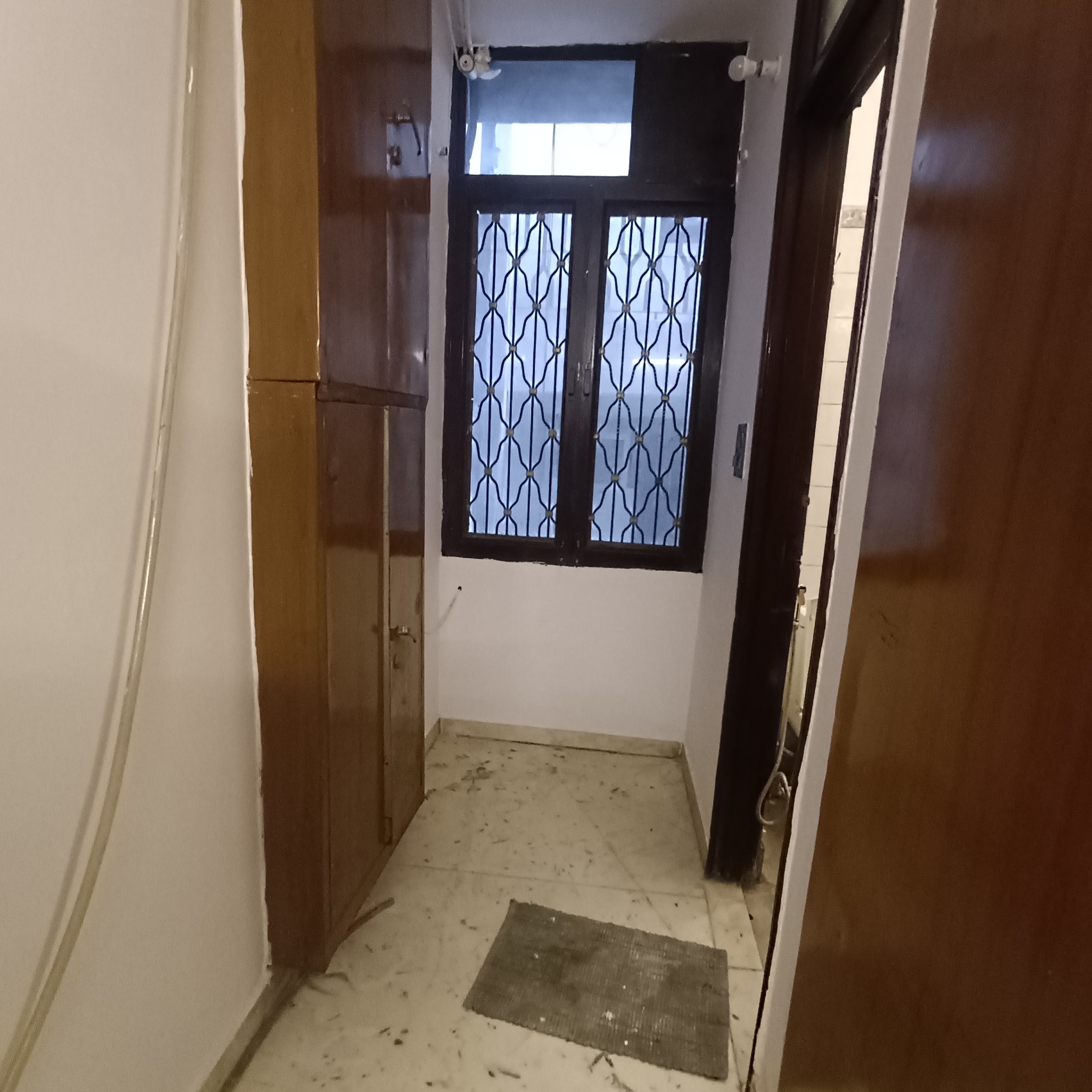 undefined, chittaranjan park 2.5 Bedroom 1200 Sq.Ft. Builder Floor In Chittaranjan Park Delhi 9099279