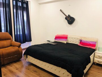 Bedroom in 3 BHK Apartment at Shree Balaji Wind Park, Near Nirma University On Sg Highway – for Rent