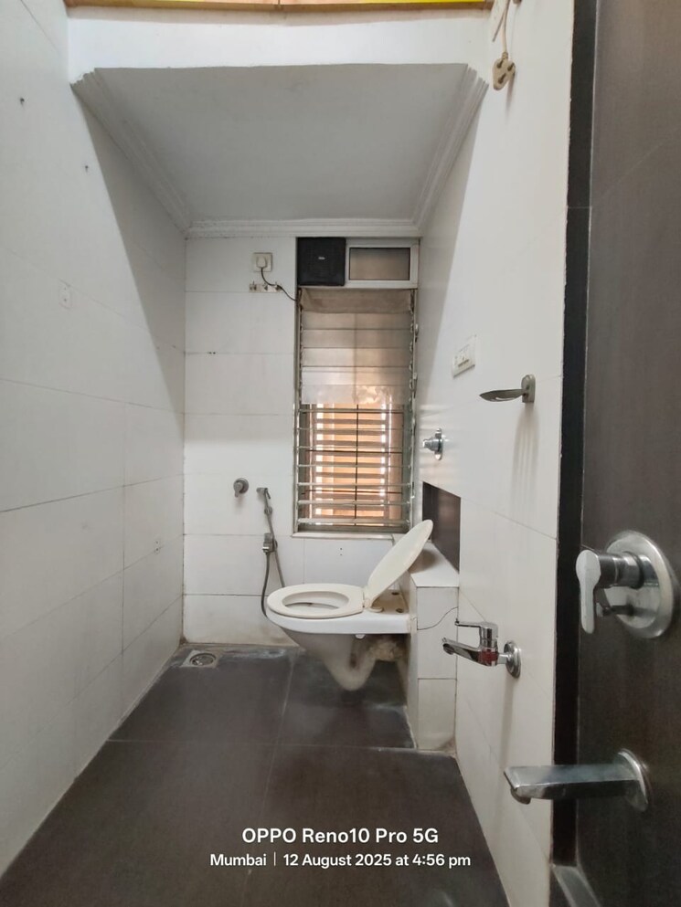 Bathroom, ashar-residency 3 Bedroom 1050 Sq.Ft. Apartment In Pokhran Road No Two Thane 9099304