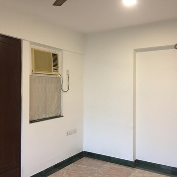 Room in 3 BHK Apartment at Hiranandani Gardens Octavius, Hariom Nagar – for Sale
