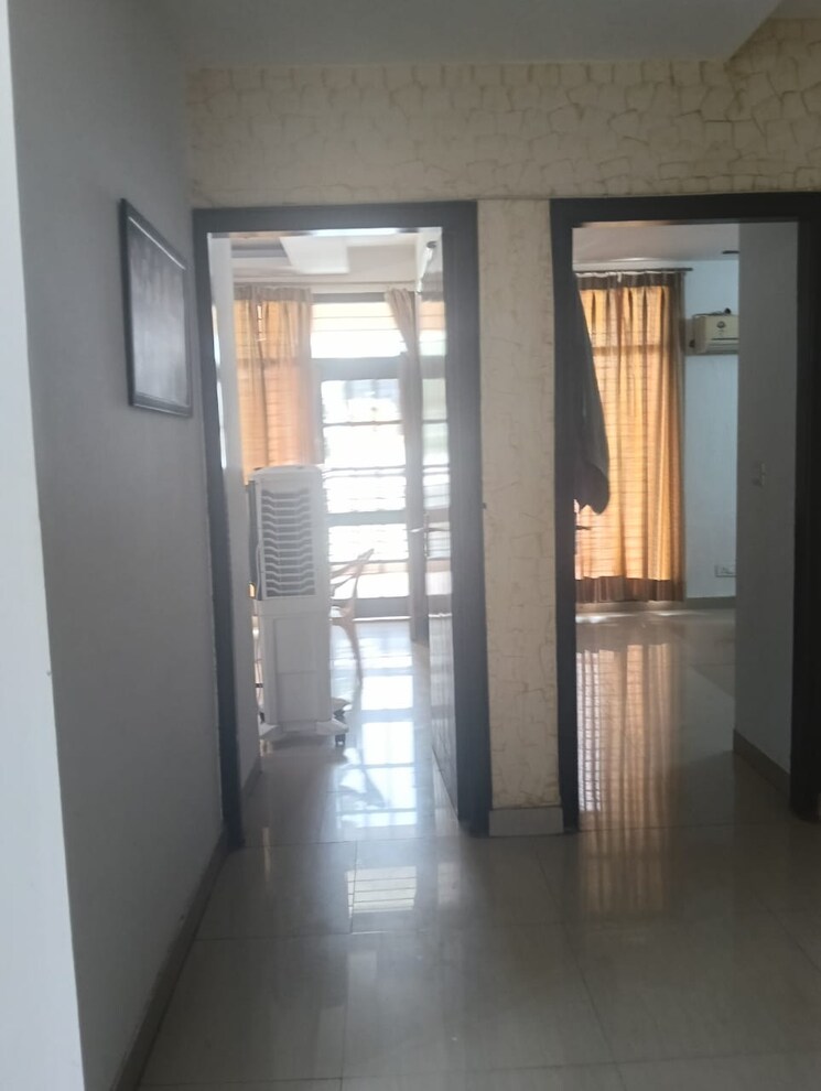 Room, ambala highway 3 Bedroom 1900 Sq.Ft. Apartment In Ambala Highway Zirakpur 9099295
