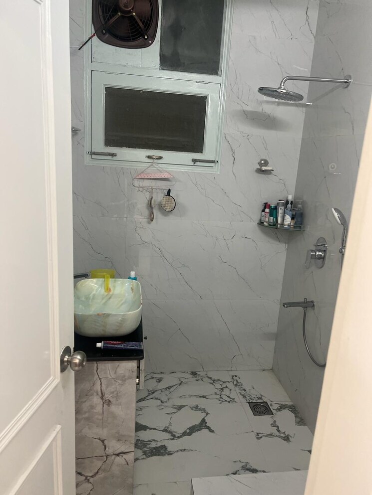 Bathroom, bancourt-apartment 4 Bedroom 2800 Sq.Ft. Apartment In Sector 43 Gurgaon 9099306