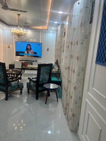 Team Area in 4 BHK Apartment at Bancourt Apartment, Sector 43 – for Sale