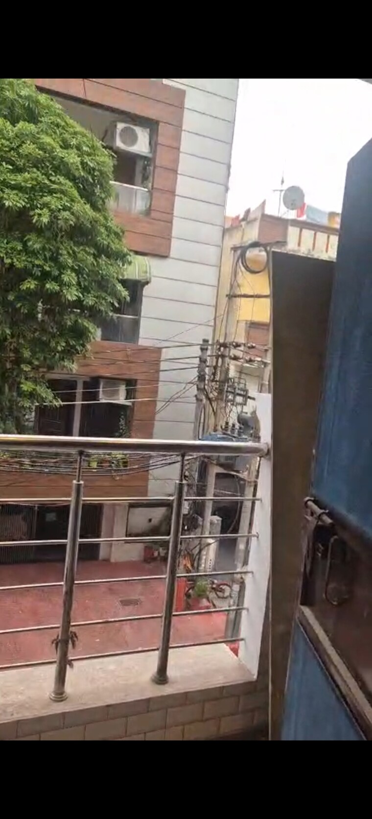 Balcony, gyan khand ii 2 Bedroom 1000 Sq.Ft. Builder Floor In Gyan Khand ii Ghaziabad 9099341