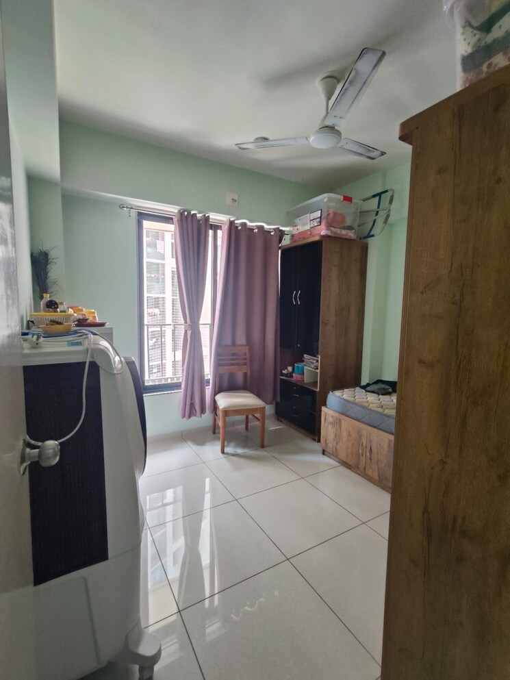 Team Area, sun-atmosphere 2 Bedroom 1228 Sq.Ft. Apartment In Shela Ahmedabad 9099336