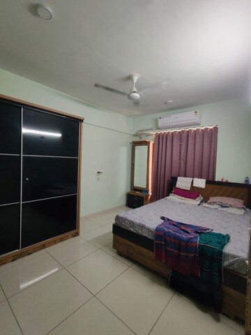 Bedroom in 2 BHK Apartment at Sun Atmosphere, Shela – for Rent