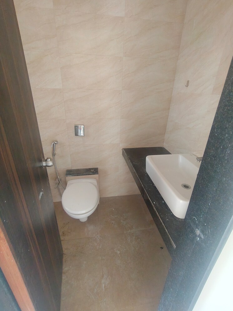 Bathroom, ag-imperial-towers 2 Bedroom 1000 Sq.Ft. Apartment In Kondhwa Pune 9099377
