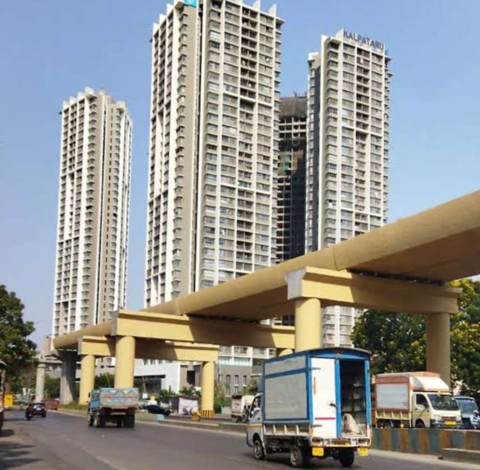 2 BHK Apartment For Rent in Kalpataru Paramount