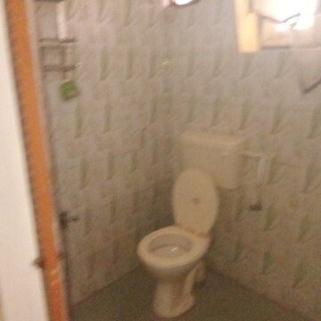 Bathroom in 2 BHK Builder Floor at Ejipura – for Rent